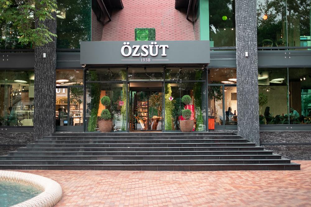 Özsüt